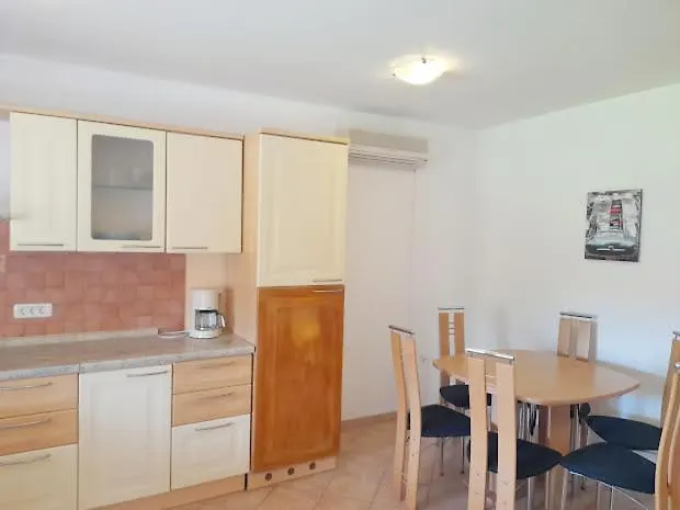 Apartmani Delas Pjescana Uvala 0*,  Hırvatistan