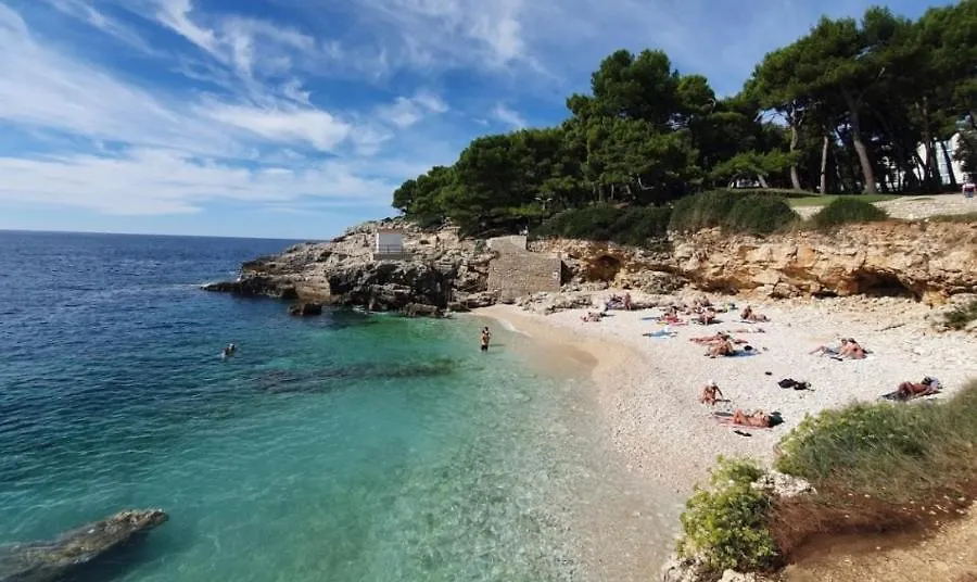 Apartmani Delas Pjescana Uvala 0*,  Croatia