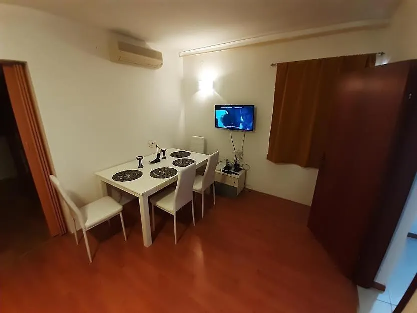 Apartmani Delas Pjescana Uvala Croatia