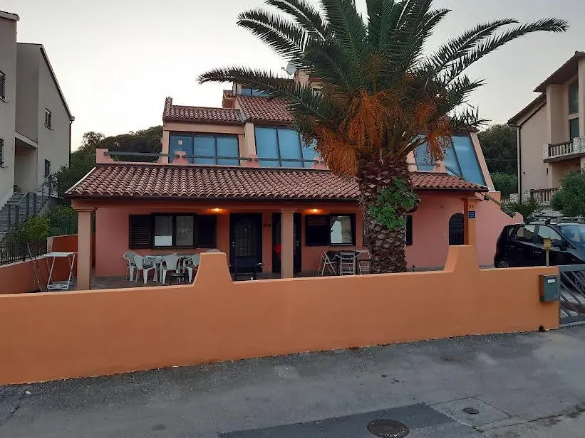 Apartmani Delas Pjescana Uvala