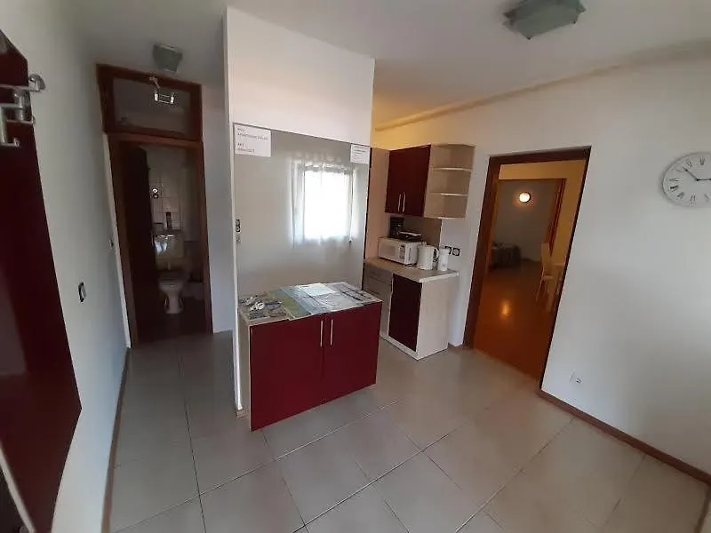 Apartment Apartmani Delas Pjescana Uvala Croatia